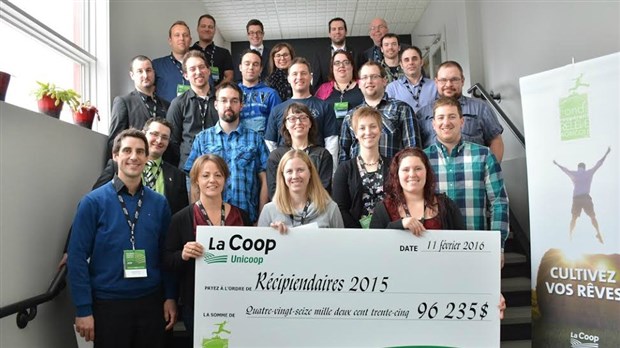 Unicoop remet des subventions aux jeunes de la relève