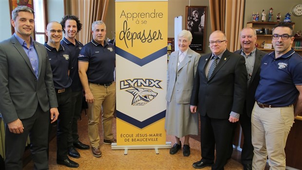 L’École Jésus-Marie offrira un programme élite de hockey mixte dans la LHPS