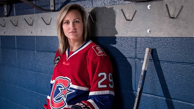 Marie-Philip Poulin remporte le trophée Angela James