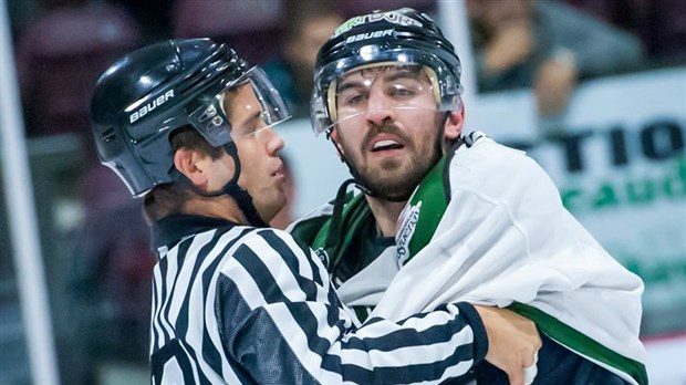 Le joueur de hockey Alexandre Gauthier sort du coma