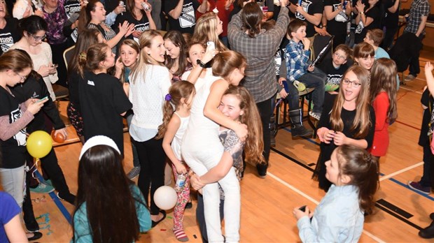 Saint-Isidore passe en finale du concours Kraft Hockeyville 2016