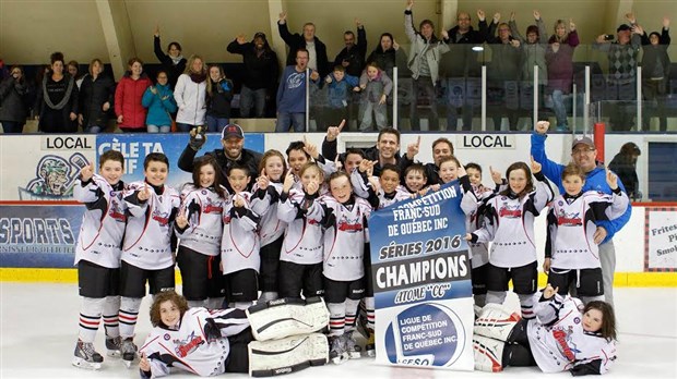 Le Garaga Atome CC remporte le championnat de la LCFSQ