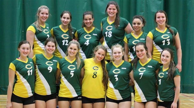 L'équipe féminine de volleyball des Condors accède au Championnat provincial en division 2