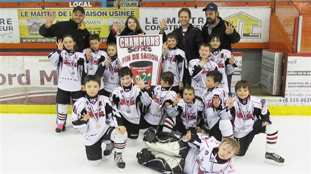 Le Garaga Novice C2 est champion des séries de la LHMCA
