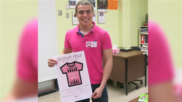 La polyvalente de Saint-Georges prend part à la Journée internationale en rose