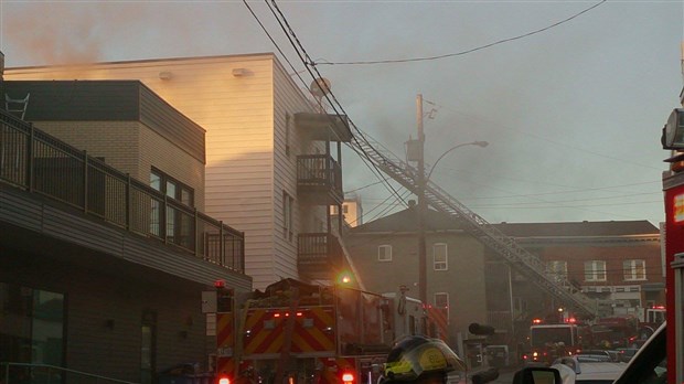 Incendie dans un bloc appartements de la 120e rue à Saint-Georges 