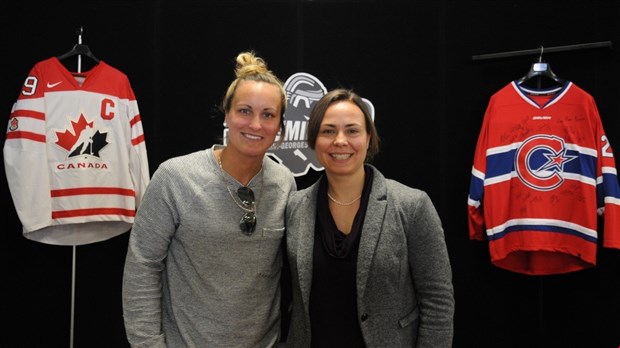 Marie-Philip Poulin et Lisa-Marie Breton-Lebreux racontent leur parcours en marge du Tournoi de hockey féminin Desjardins