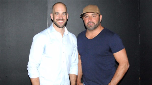 Deux anciens joueurs des Alouettes de Montréal demandent aux élèves de l'EJM de faire les bons choix