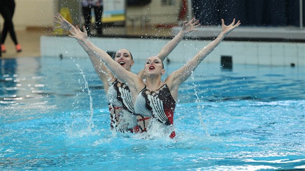 Andrée-Anne Côté championne canadienne de nage synchronisée en duo