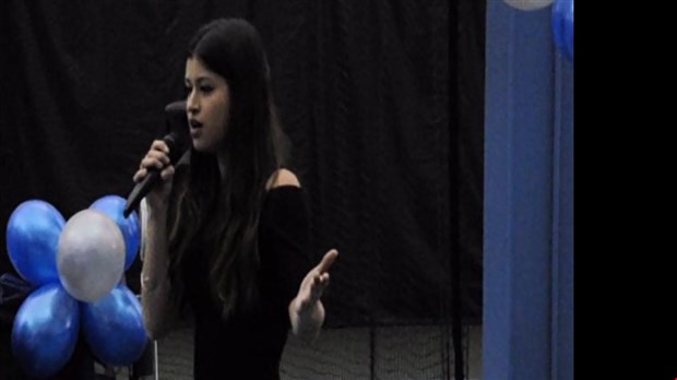 Prestation de Chloé Doyon au Gala des Champions de Tennis Beauce