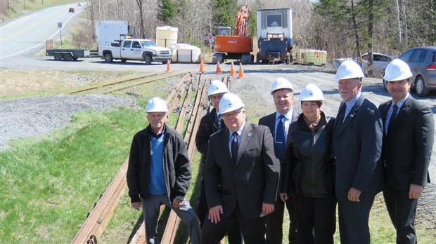 Les MRC de la Beauce soulignent le début du démantèlement de la voie ferrée