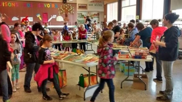 Bazar de livres à Saint-Gédéon