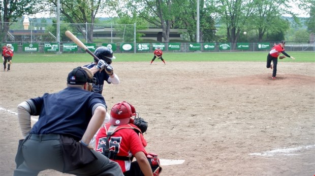 Baseball: le Cléri Sport Junior AA remporte son premier match de la saison