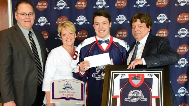 Anthony Poulin reçoit le mérite académique de la Ligue Midget AAA