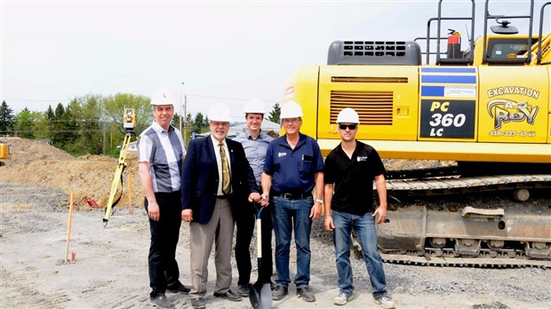 La Poutine d'Or accompagnera le nouveau Shell dans l'Ouest de Saint-Georges