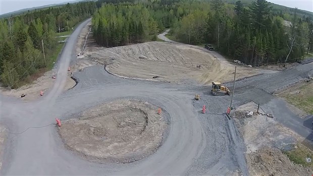 Normand DeLessard présente le rond-point de La Guadeloupe