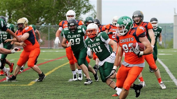 Football : Les Chiefs écrasent les Élans de Québec 52-0