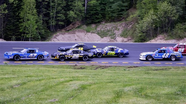 Patrick Laperle remporte la première course de la série ACT-LMS à l'Autodrome Chaudière