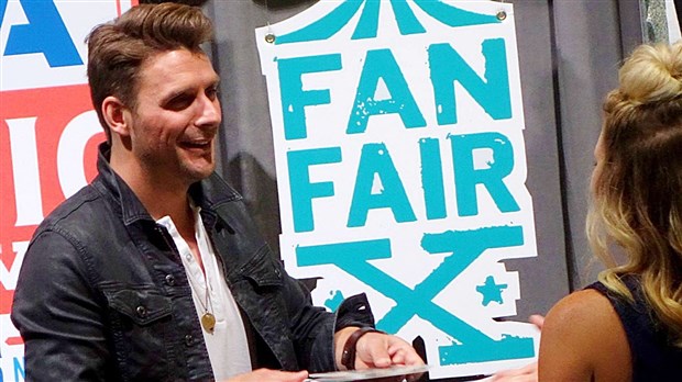 De retour du CMA Music Festival de Nashville, Robby Johnson s’installe au Capitole de Québec