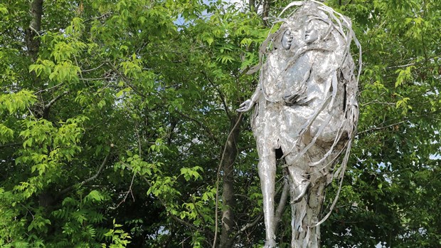 « L’Humain est une rivière » aux abords de la Chaudière