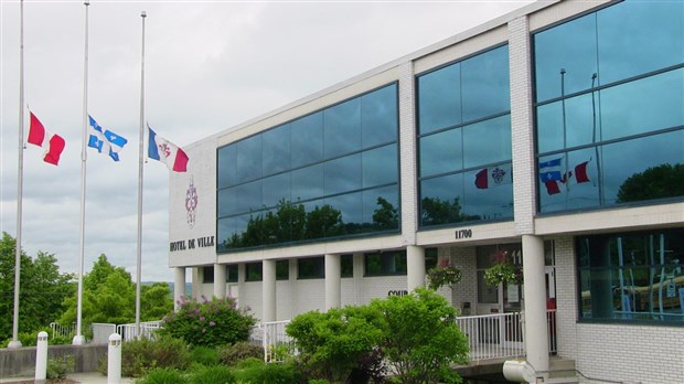 Attentat de Nice : Saint-Georges met ses drapeaux en berne