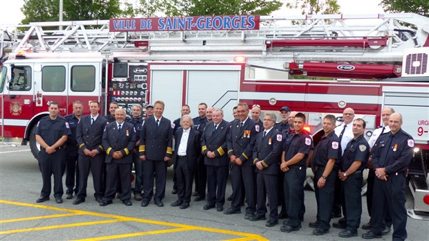 Saint-Georges inaugure son nouveau camion incendie à échelle