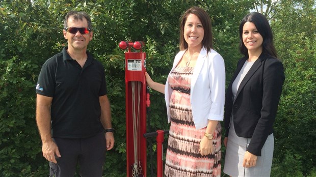 Une nouvelle borne de réparation de vélos sur la piste cyclable à Saint-Georges