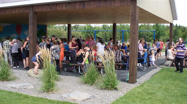 Un succès pour le pique-nique familial du 150e anniversaire de Saint-Éphrem