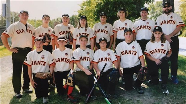 Les Giants de Saint-Georges s'inclinent lors du tournoi provincial de Pointe-aux-Trembles