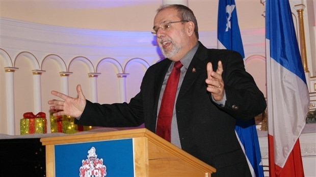 Claude Morin invite la population à une soirée vins et fromages