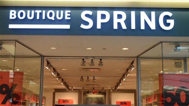 Fermeture de la boutique Spring du Carrefour Saint-Georges