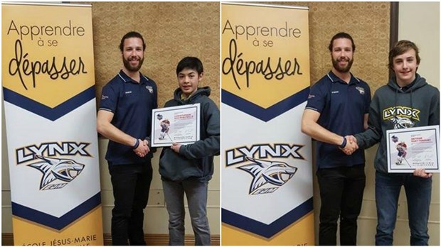 Christopher Soo-Robitaille et Antoine Guay-Tanguay des Lynx de l'EJM reçoivent le prix Mathieu Darche