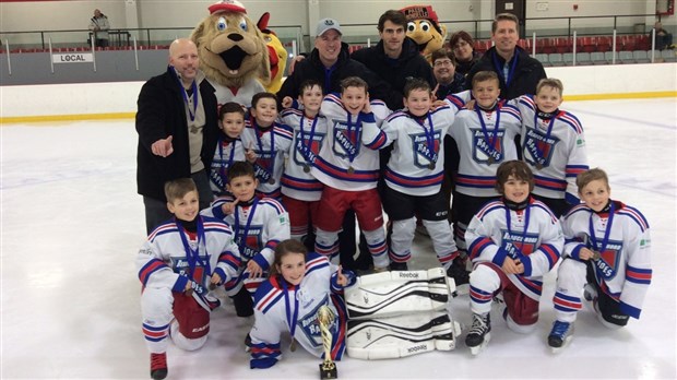 Les Rapides Novice B 2 de Beauce-Nord remportent un second tournoi et demeurent invaincus