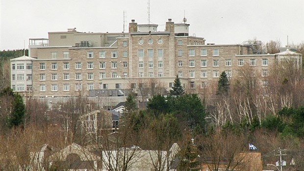 Compromis du CISSS pour la cafétéria de l’hôpital : « Le dossier est mal parti mais c’est une belle conclusion »