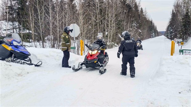 Plus de 1 800 motoneiges interceptées la fin de semaine passée