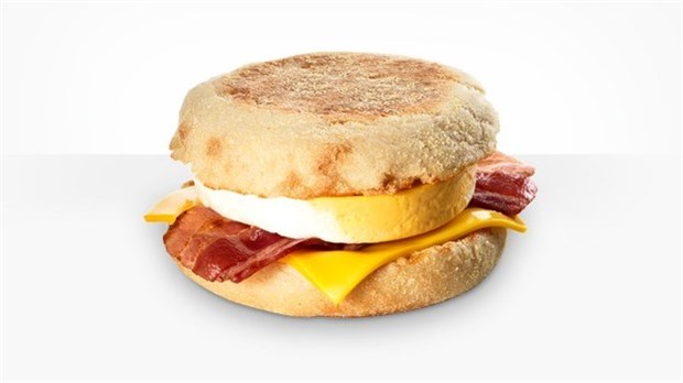 Le McDonald's du boulevard Lacroix et le A&W de Saint-Georges offriront les déjeuners toute la journée