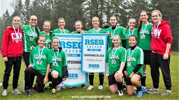 Soccer : l'Embâcle de la PBV remporte le championnat régional du RSEQ