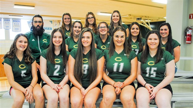 Les Condors subissent trois revers à domicile en volleyball féminin 