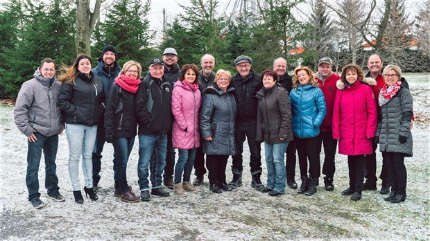 La famille Berthiaume de St-Elzéar élue « Famille agricole de l'année »