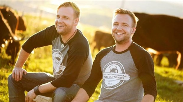Les Twin Brothers lanceront officiellement leur album « Frères de bière » le 11 février à Tring-Jonction