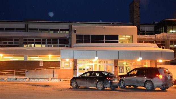 EN BREF | L'école des Deux-Rives annule la Journée blanche