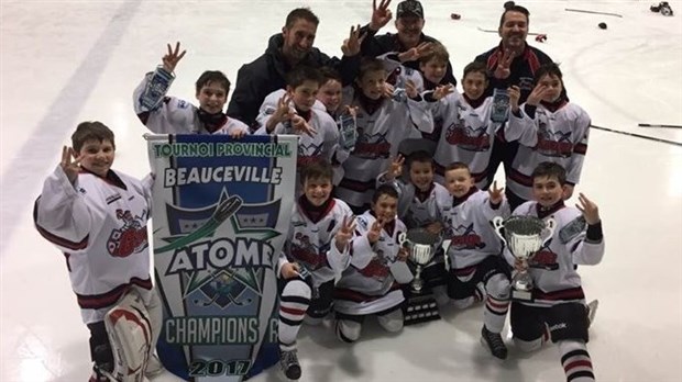 Le Garaga de Saint-Georges Atome A remporte le tournoi provincial de Beauceville