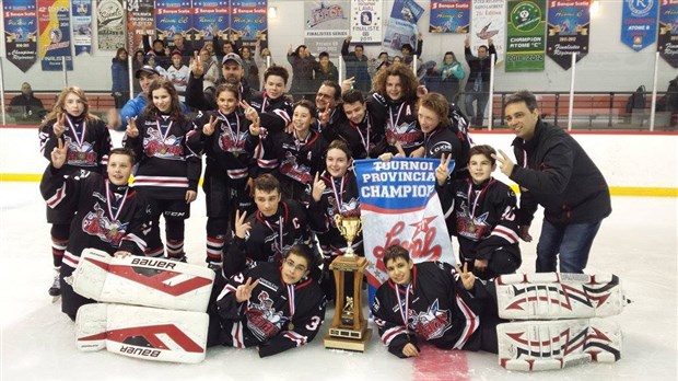 Le Garaga Bantam B1 de Saint-Georges domine le tournoi de Laval-Nord