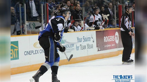 Thomas Chabot élu défenseur de l'année au sein de la LHJMQ
