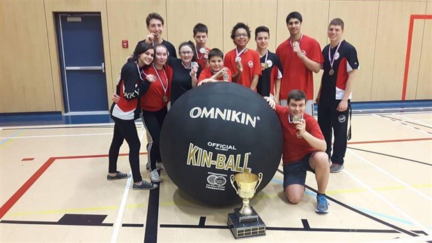 Le Corps de cadets 619 de Beauceville remporte un tournoi de Kin-Ball