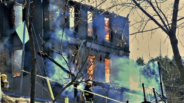 Incendie au coin de la 9e Avenue et de la 129e Rue à Beauceville