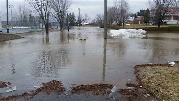 État des lieux de l'inondation moyenne à Saint-Joseph 