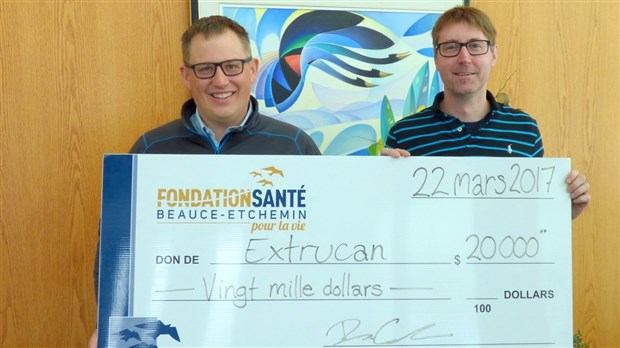 Extrucan remet 20 000 $ à la Fondation Santé Beauce-Etchemin