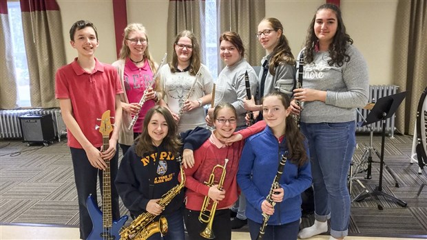 L’harmonie parascolaire de Jésus-Marie a enregistré deux pièces en studio