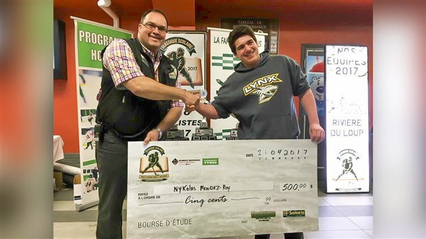 Nykolas Mendez-Roy des Lynx de l'EJM gagne une bourse de 500 $